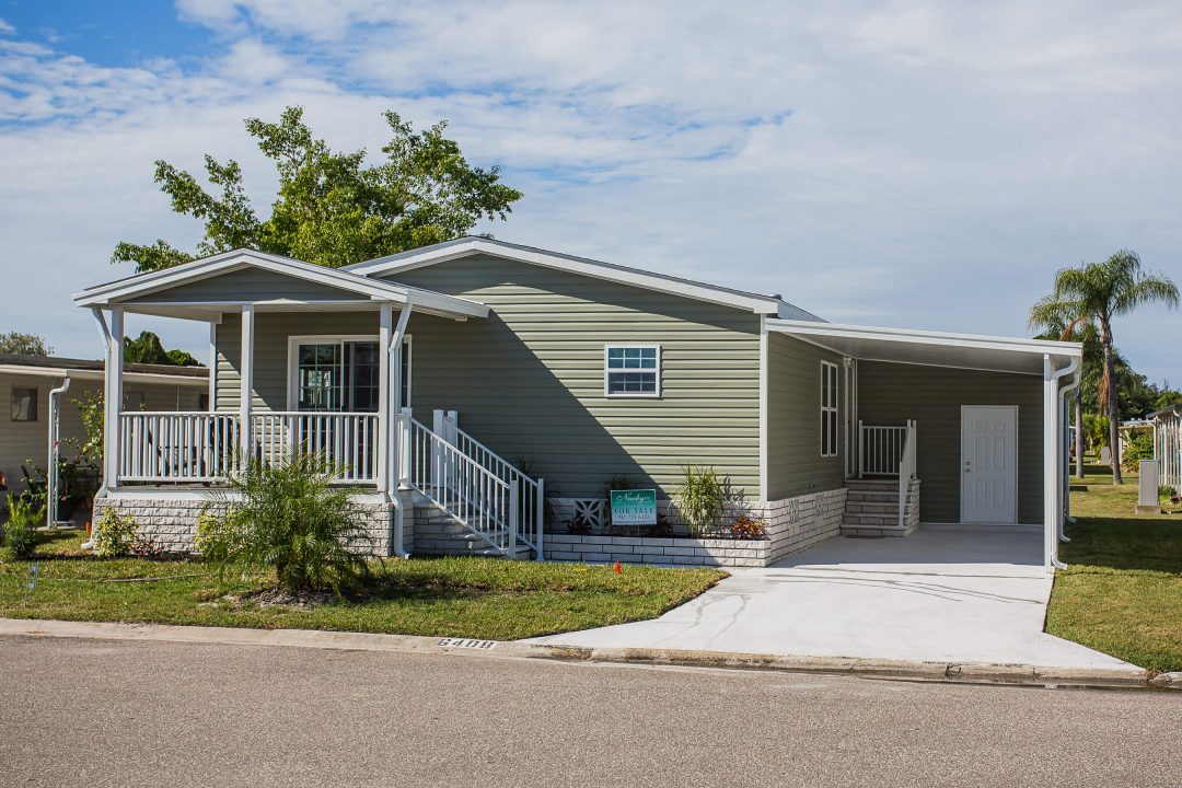 Hawaiian Village Enjoy Active Florida Resort Living