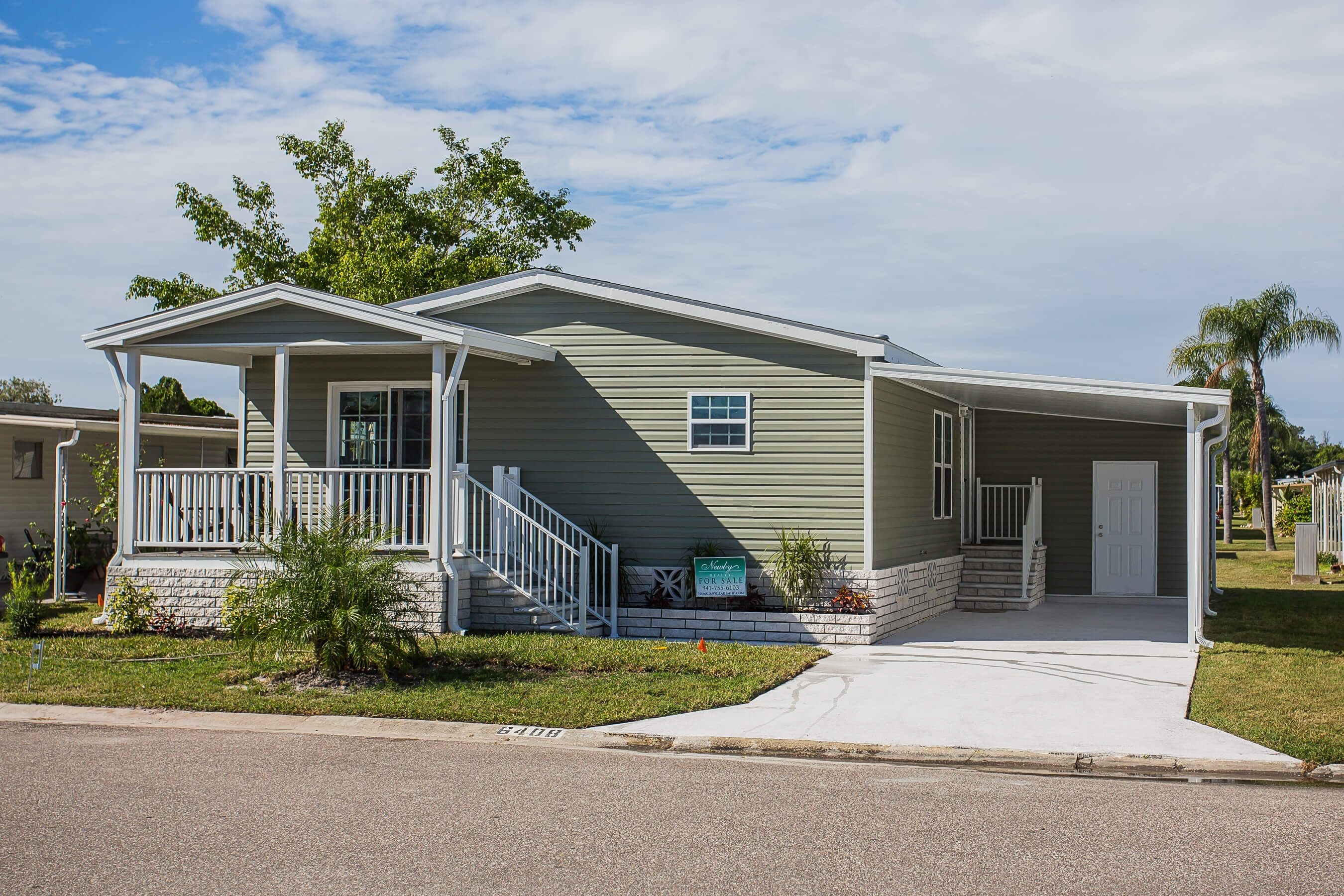 Hawaiian Village Enjoy Active Florida Resort Living